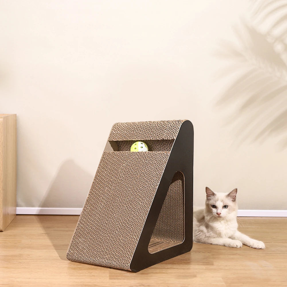 🐾 Griffoir & Jouet 2-en-1 pour Chat – Carton Triangulaire avec Boules Rotatives ! 🐱🎾