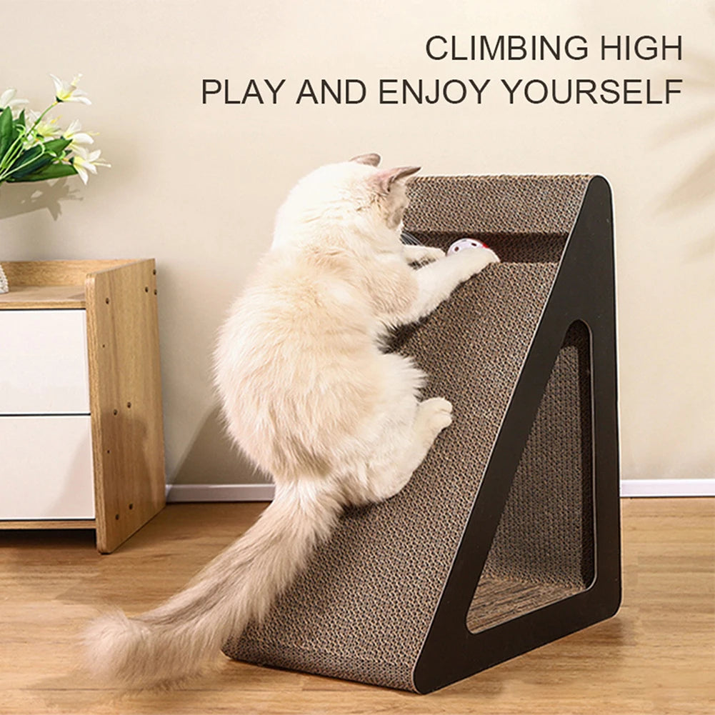 🐾 Griffoir & Jouet 2-en-1 pour Chat – Carton Triangulaire avec Boules Rotatives ! 🐱🎾